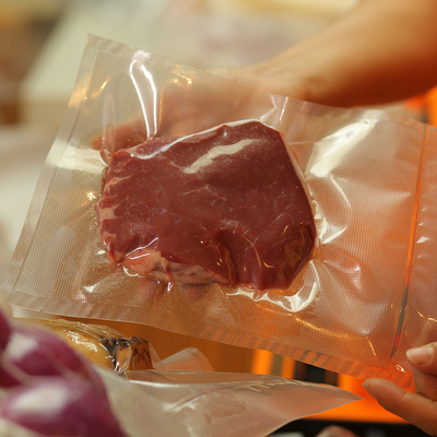 Wielokrotnego użytku do przechowywania żywności wytłaczane rolki do pakowania próżniowego worek do pakowania próżniowego